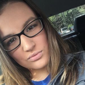 Meet your Posher, Kaitlyn